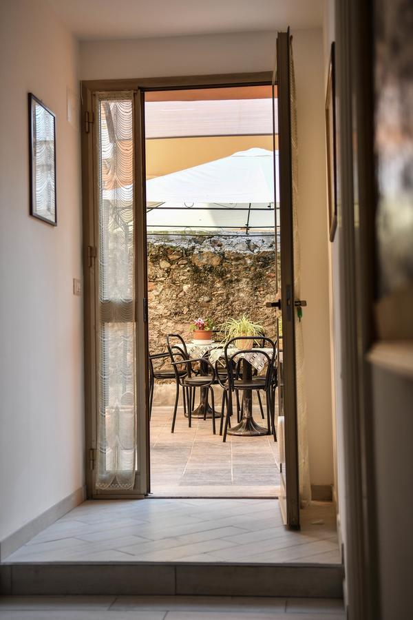 La Terra Di Mingo Bed & Breakfast Vado Ligure Ngoại thất bức ảnh