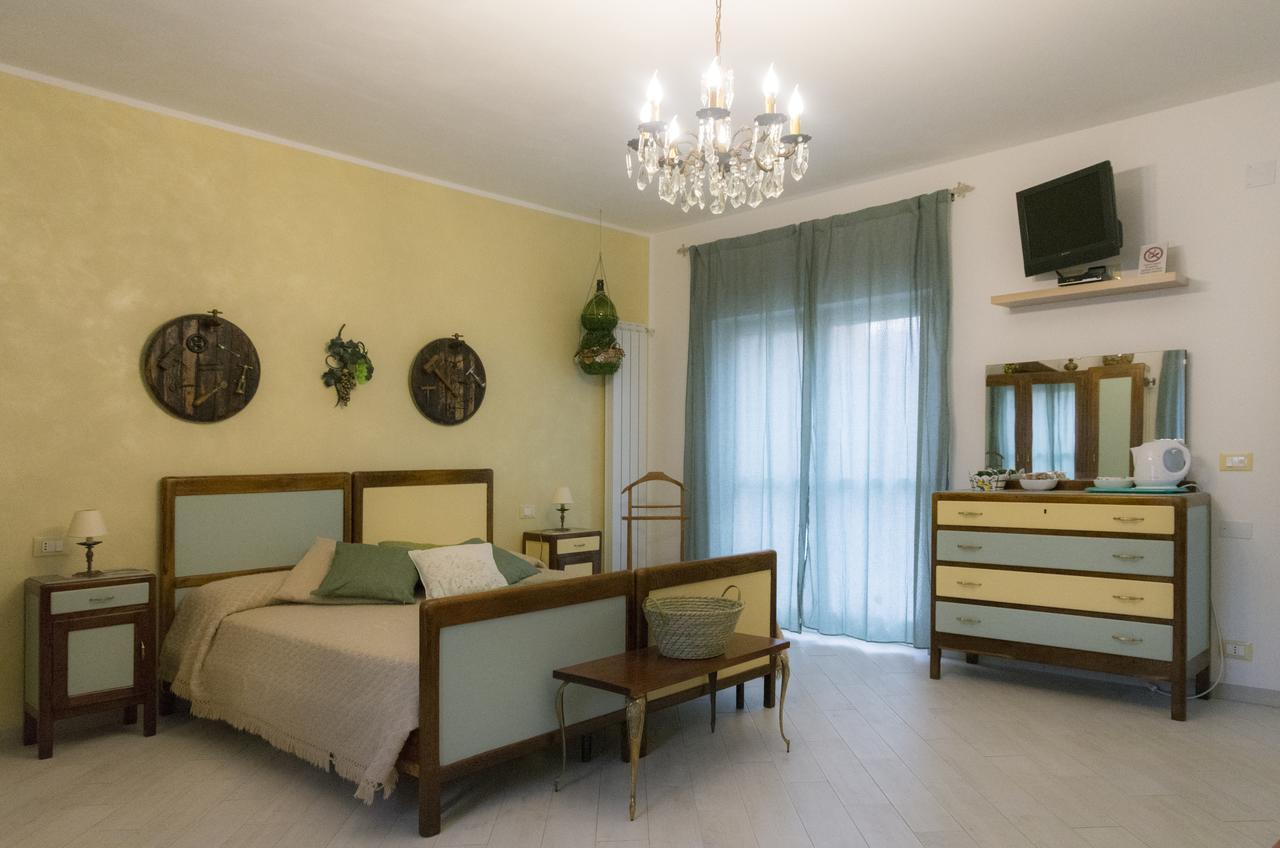 La Terra Di Mingo Bed & Breakfast Vado Ligure Ngoại thất bức ảnh